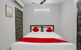 Olive Delhi 3*