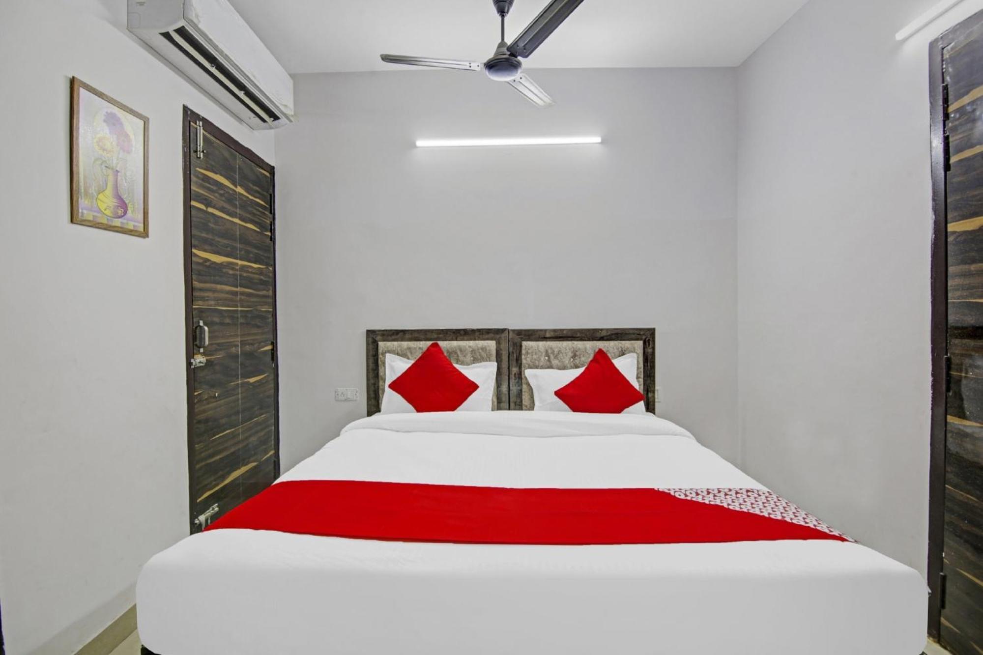 Hotel Green Olive New Delhi Exterior photo