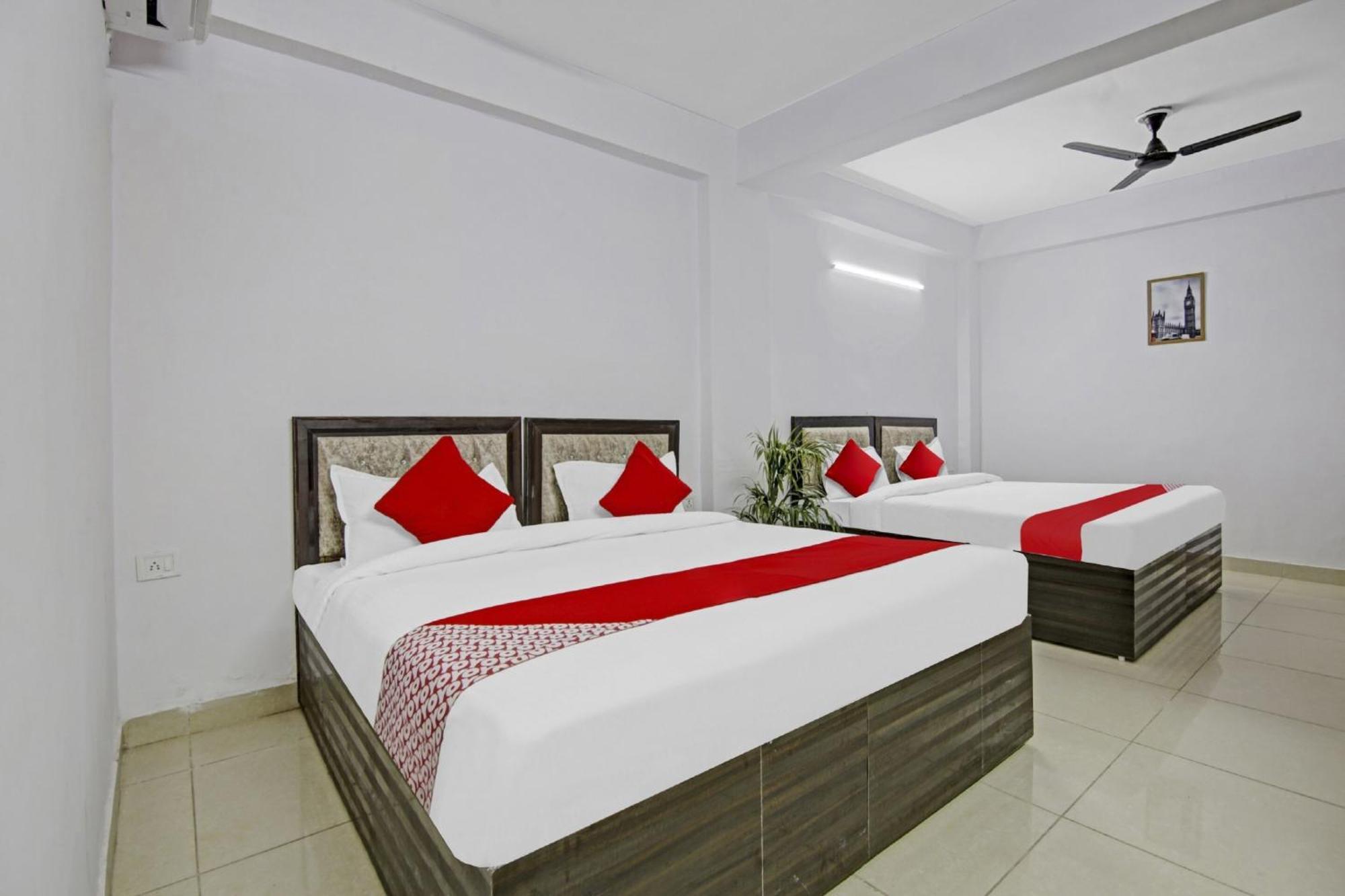 Hotel Green Olive New Delhi Exterior photo